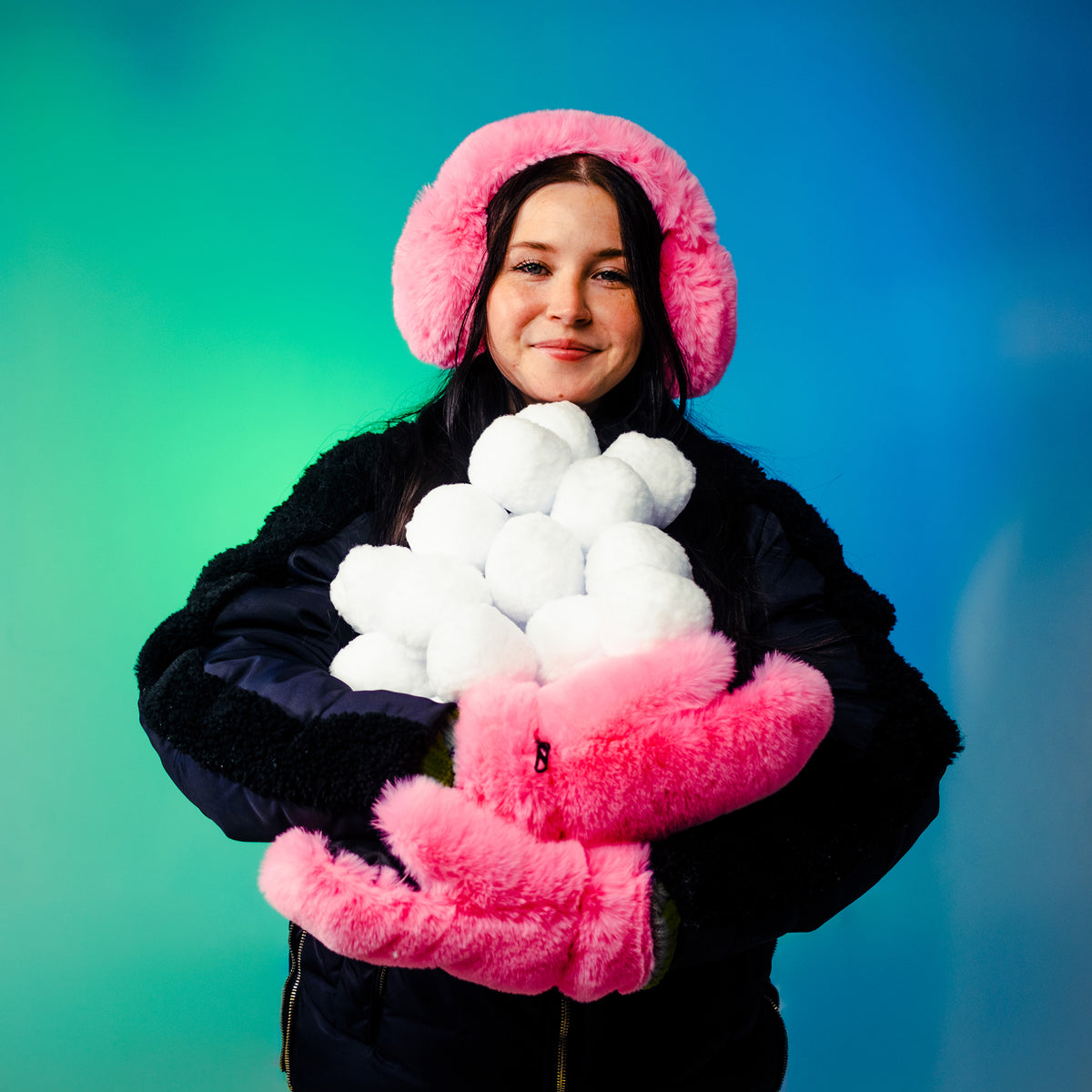 Wonder's Wonder Fluff Candy Pink Faux Fur Mitten