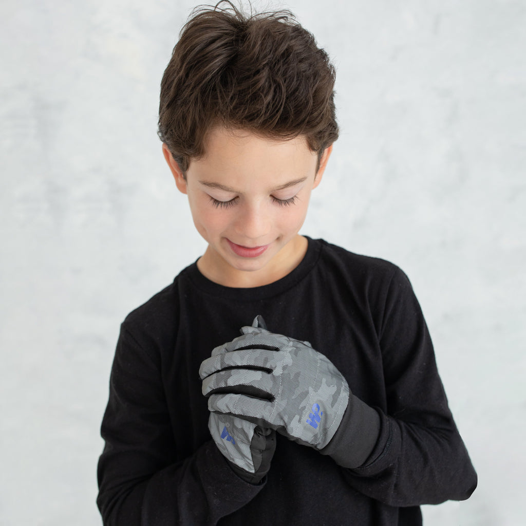Boy's Grey Camo Reflective Gloves