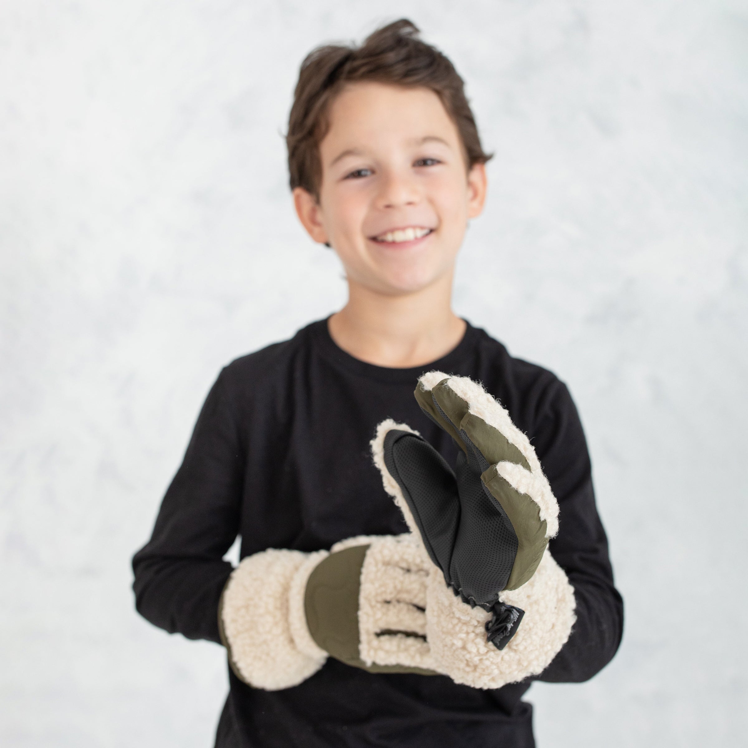 Boy's Cream Sherpa Gloves