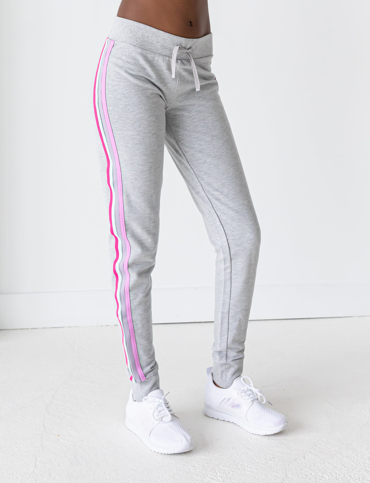 GIRLS  LIVE IN JOGGERS W/ RAINBOW STRIPE