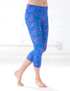LADIES  GEO WAVE CAPRI LEGGING