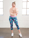 LADIES ALLOVER PRINT CAPRI LEGGING