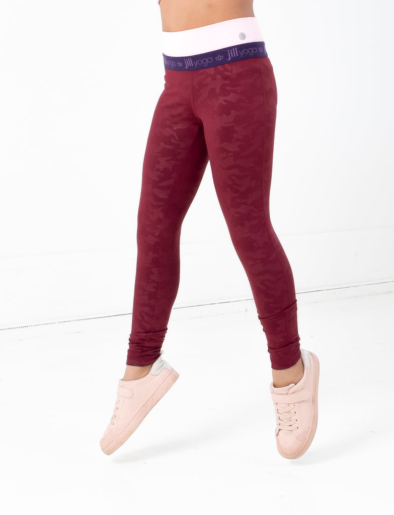 Jill Stuart Women's Bottom Shorts + Yoga Pants Set, NV, Large